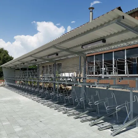 Hotel16 By Messe & Stadion Suisse In Minuten & Late Check-in Hotel Schupfen